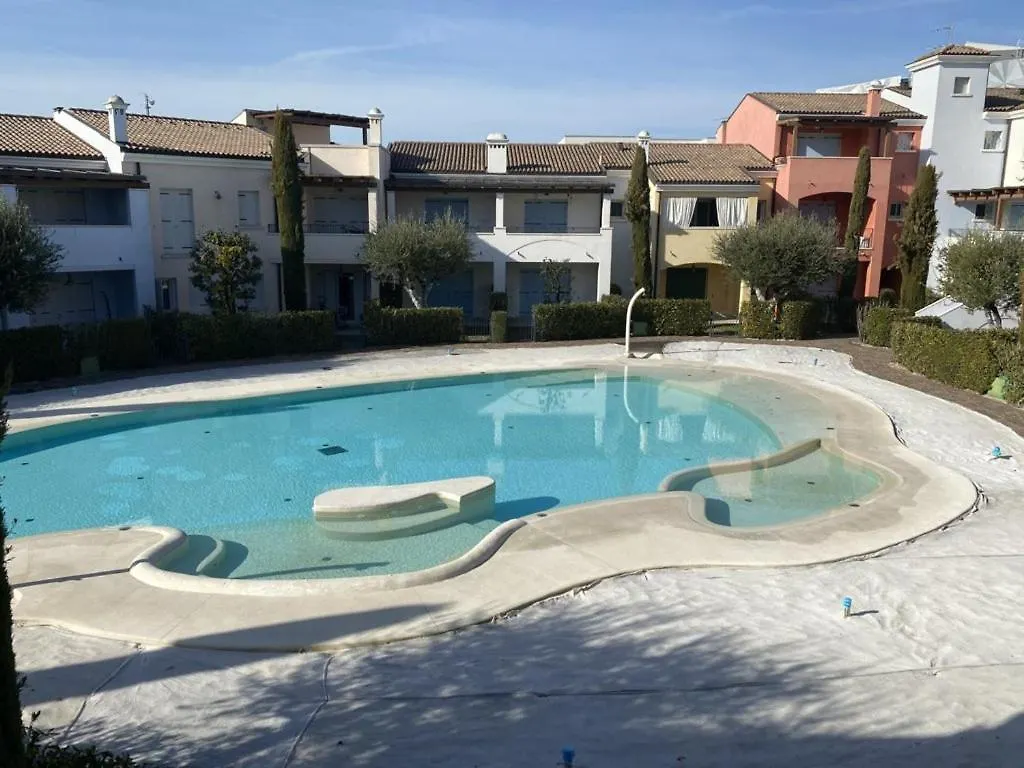 Appartamento Paradise-Carraro Immobiliare Jesolo 0*, Lido di Jesolo Italy